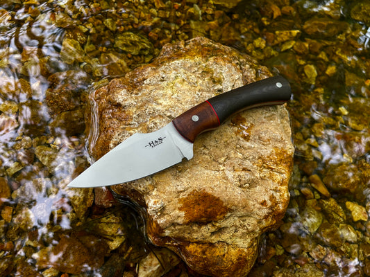 H&S Knives Nomad-Walnut