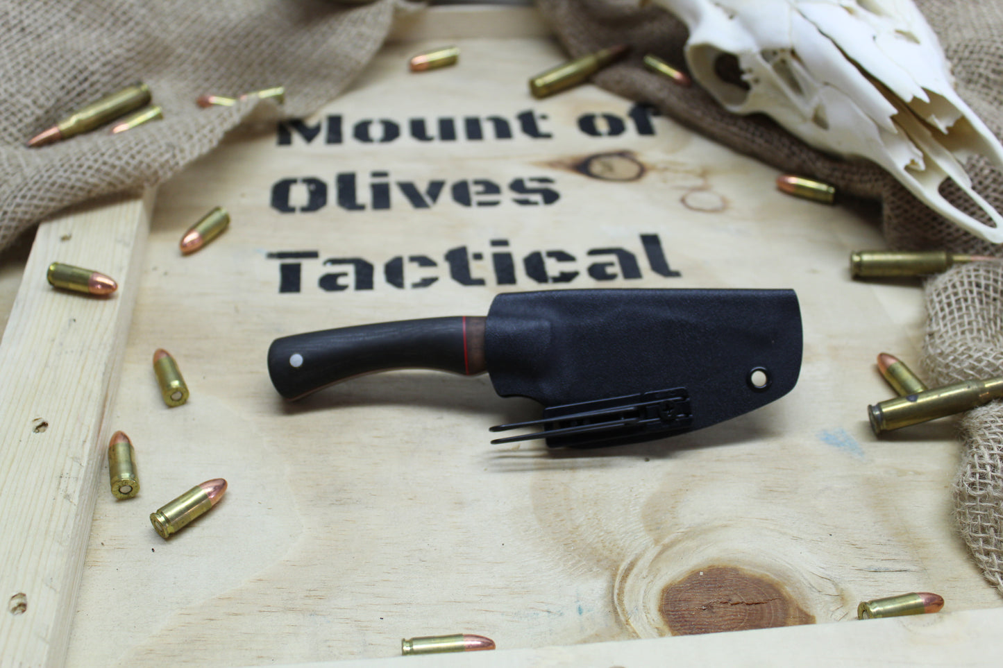 H&S Knives Nomad-Walnut
