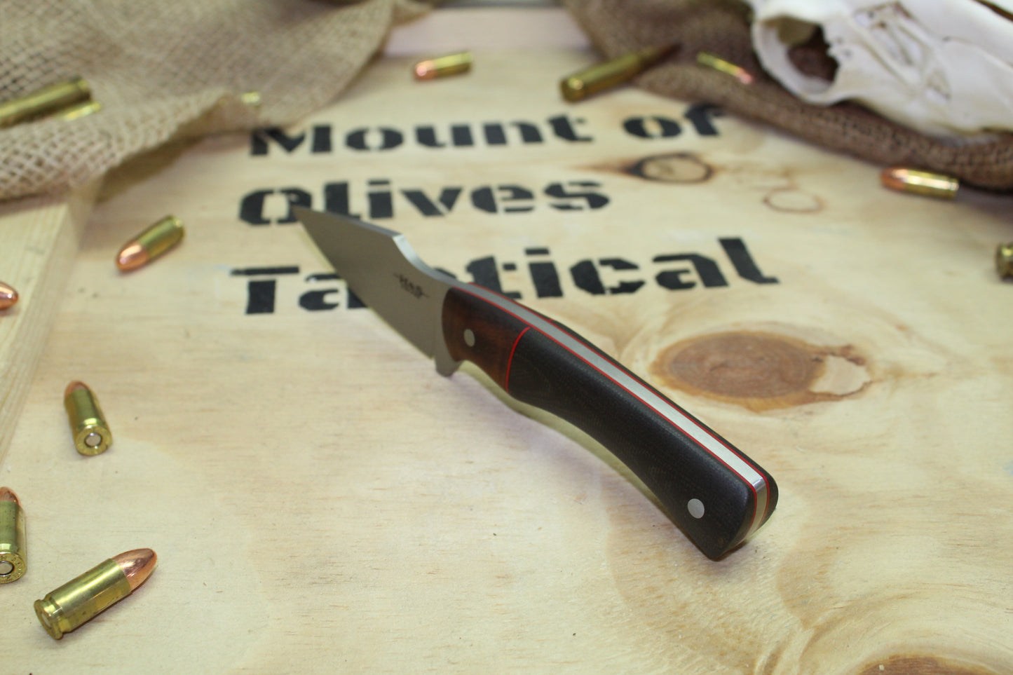 H&S Knives Nomad-Walnut