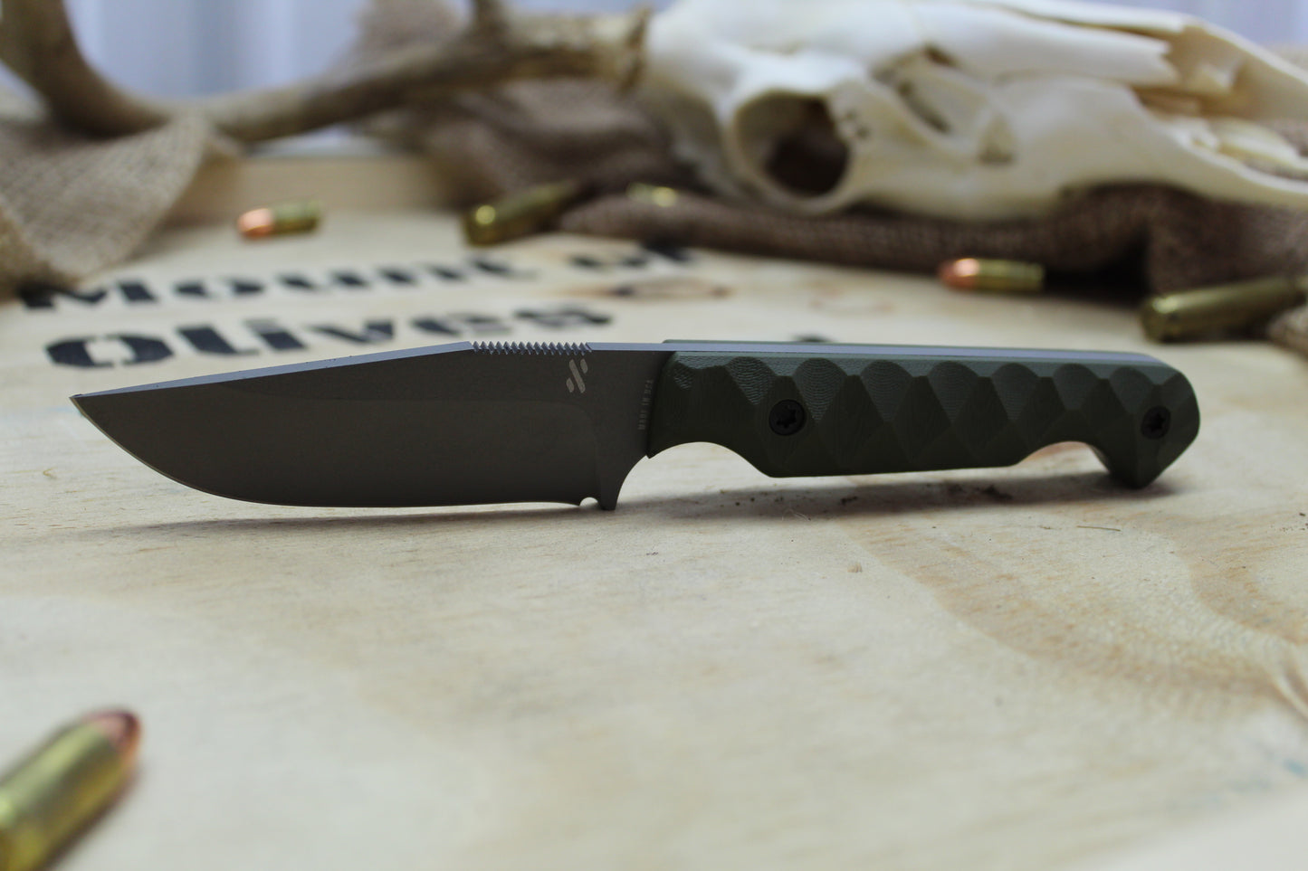 Sojourner Knives Nomad