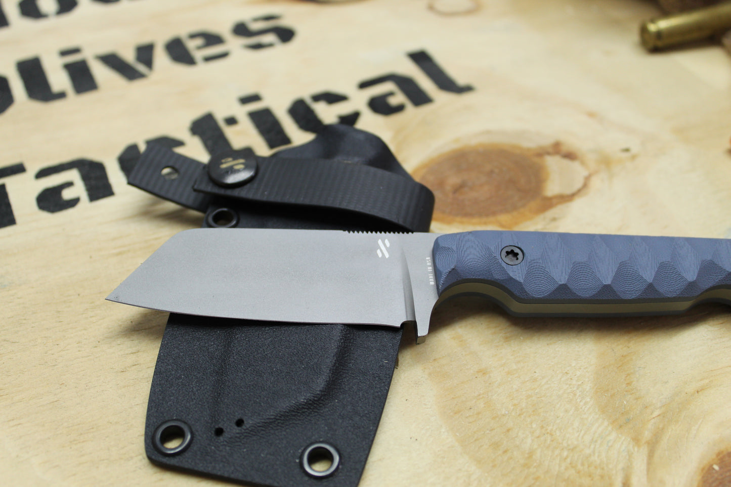 Sojourner Knives Journeyman